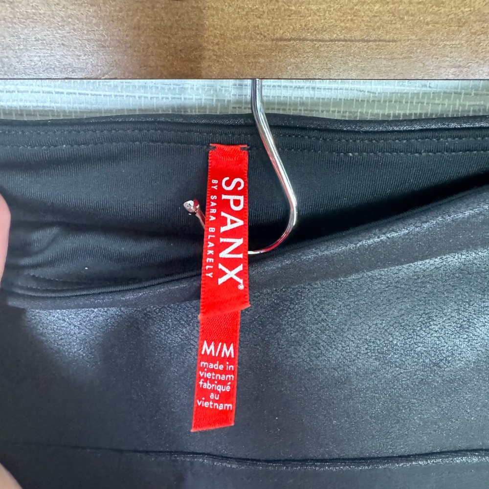 Lot of 3 Spanx Faux Leather Leggings Size Medium - Picture 11 of 11